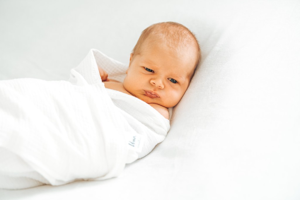 Vauvan kapalointi Syli-harsovilttiin